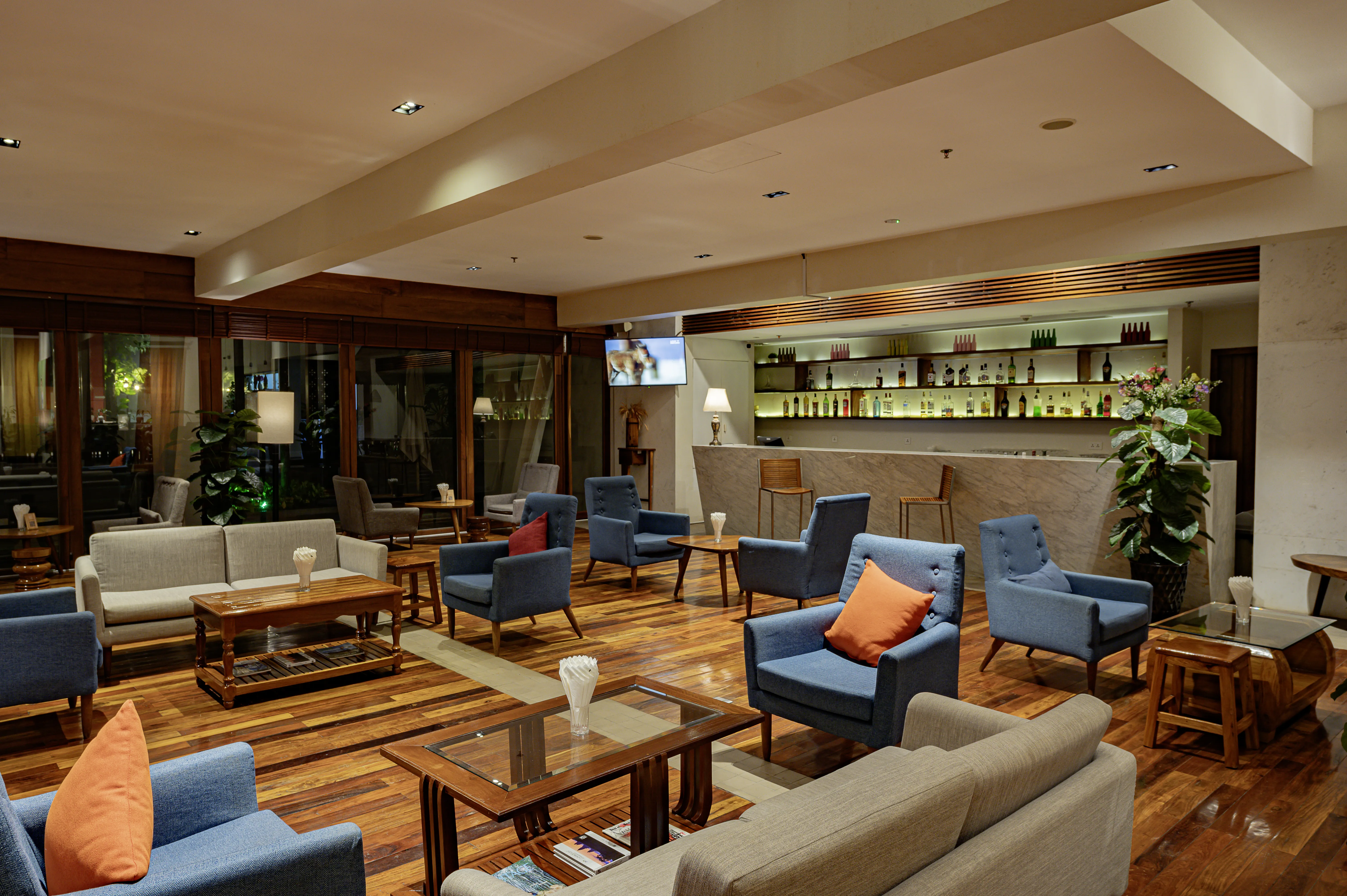 The White Lounge