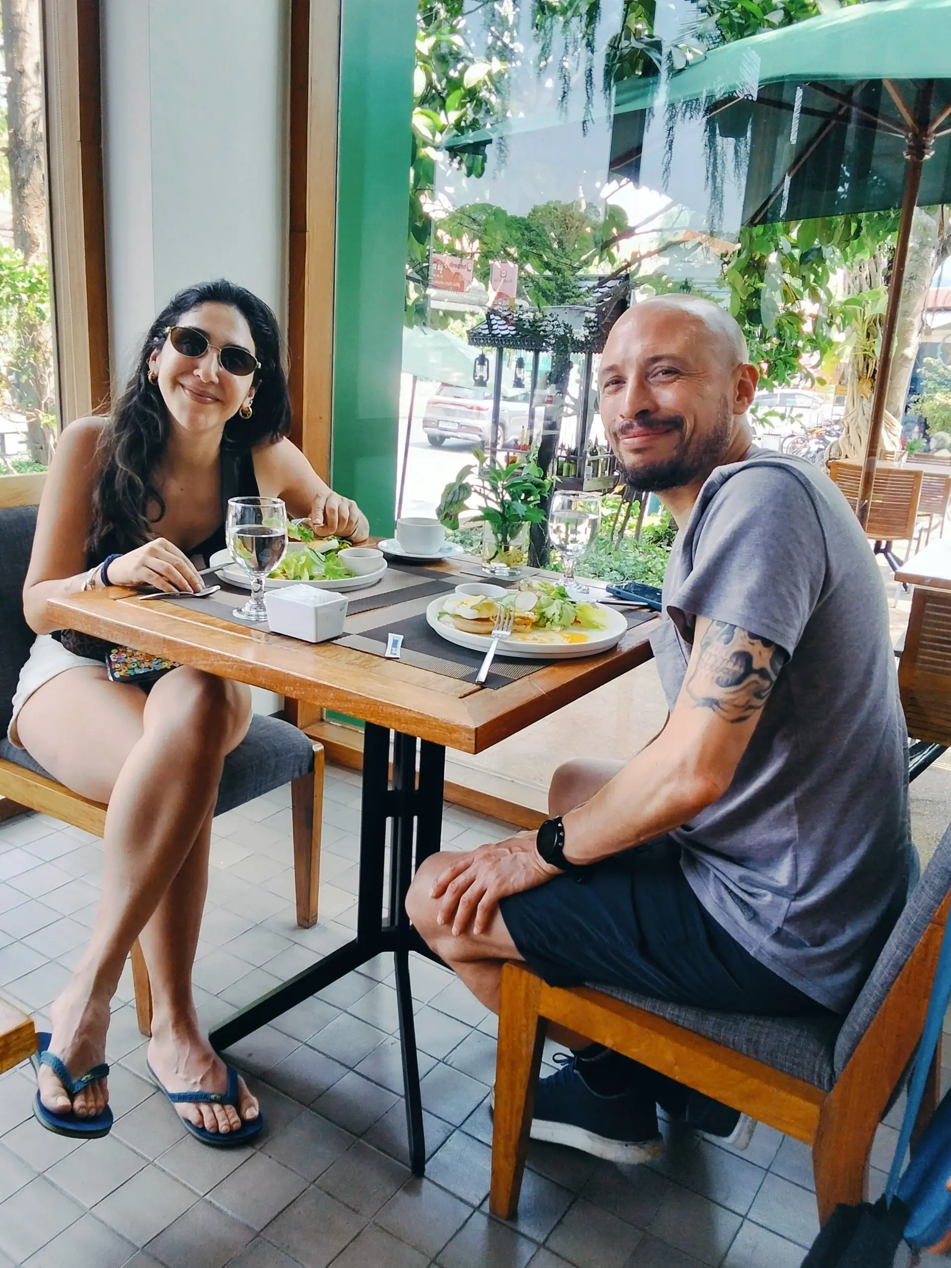 Dining Moment